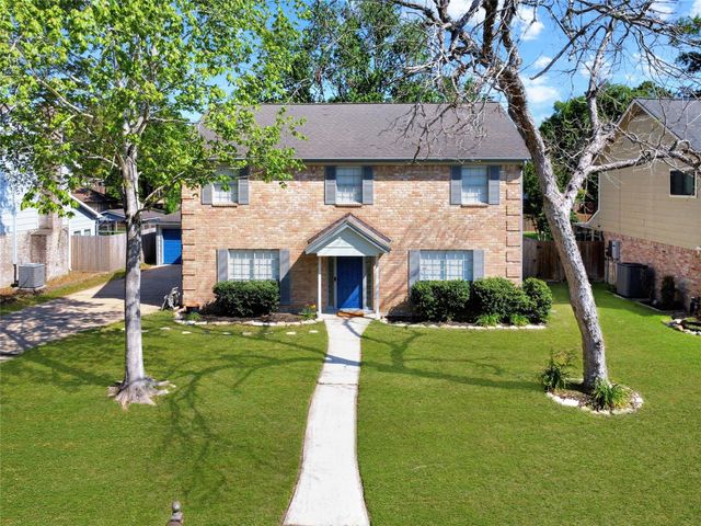5515 Enchanted Timbers Dr — Oaks Atascocita Sec 01
