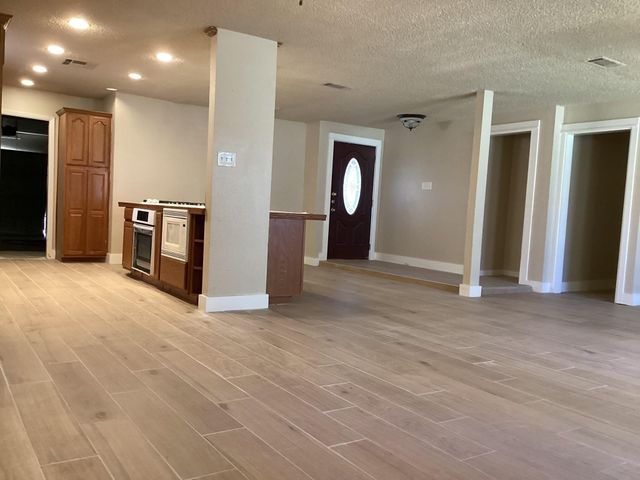 2511 Peaceful Valley Dr — Timber Lane Sec 06