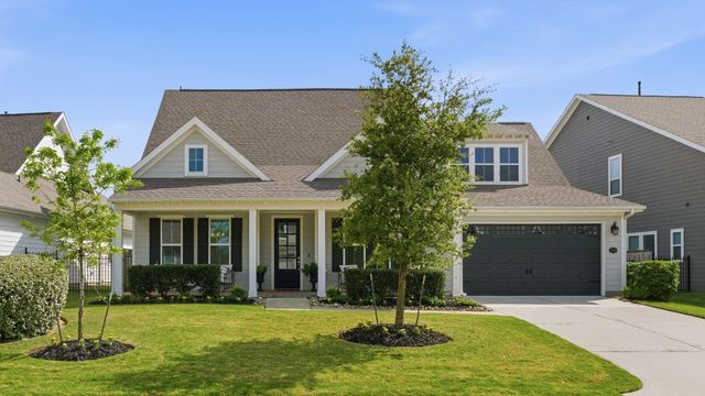 2208 Salt Grass Trl — Stillwater
