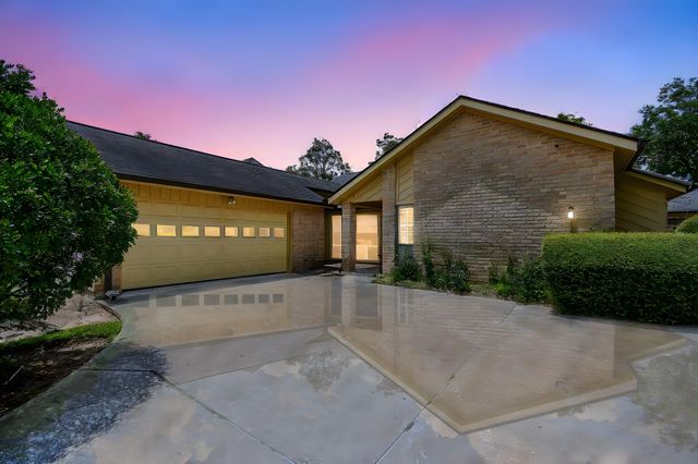 3830 E Creek Club Dr — Quail Valley Thunderbird Sec 2