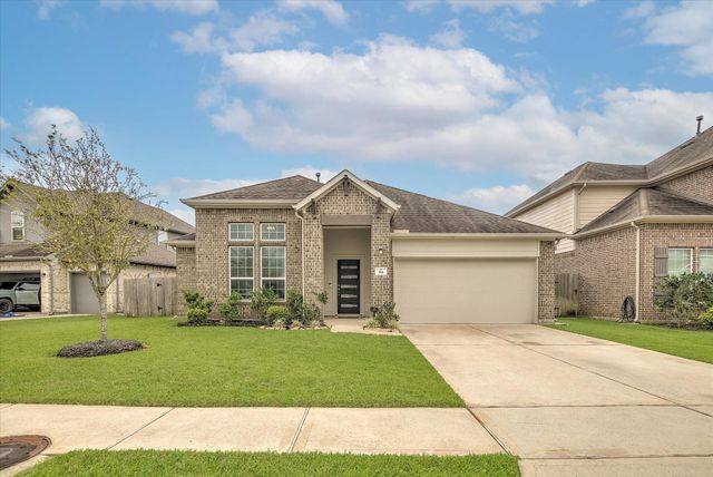 314 Cabernet Dr — Martha's Vineyard Sec 1