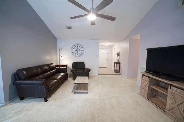 22302 Red River Dr — Cimarron
