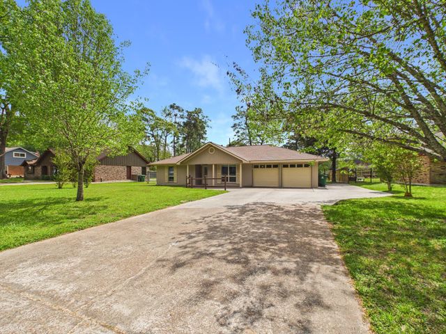 1618 Hamblen Rd — Forest Cove Sec 07