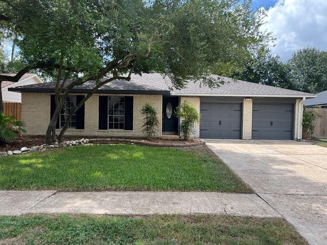 3707 Almondwood Dr — Forest North Sec 01
