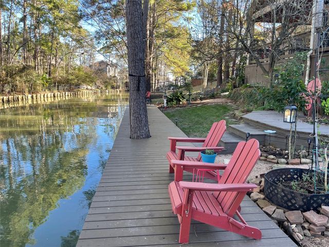 18922 Hikers Trail Dr — Walden On Lake Houston