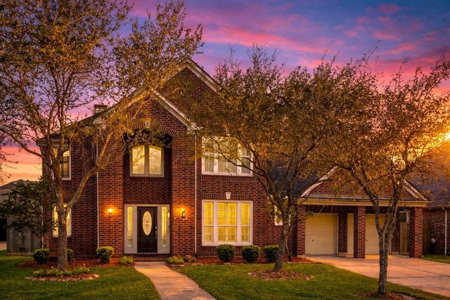 9223 Gauguin Ln — Sienna Village Of Waters Lake