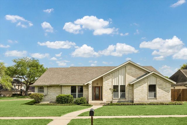 3122 Peach Tree Ln — Quail Valley Thunderbird