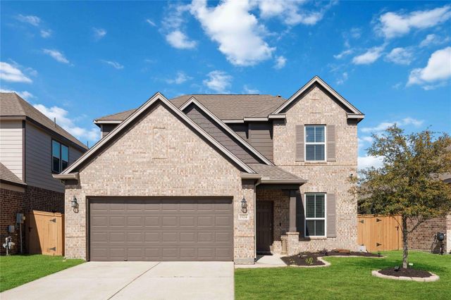 15214 Monal Trie Dr — Balmoral