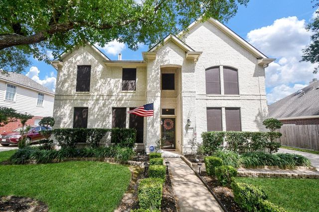205 Rustic Oaks Dr — Rustic Oaks Sec 1 95
