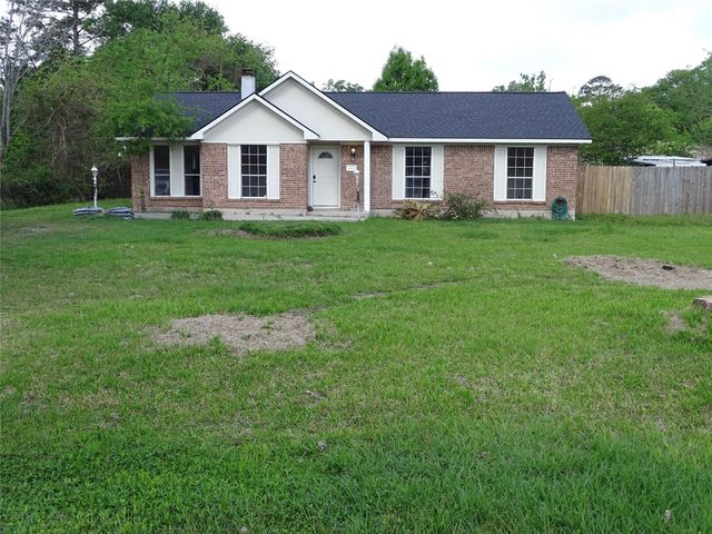 18906 Woodridge Dr — Woodridge Estates