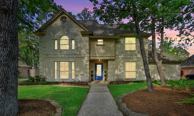 9546 Enstone Cir — Champion Forest