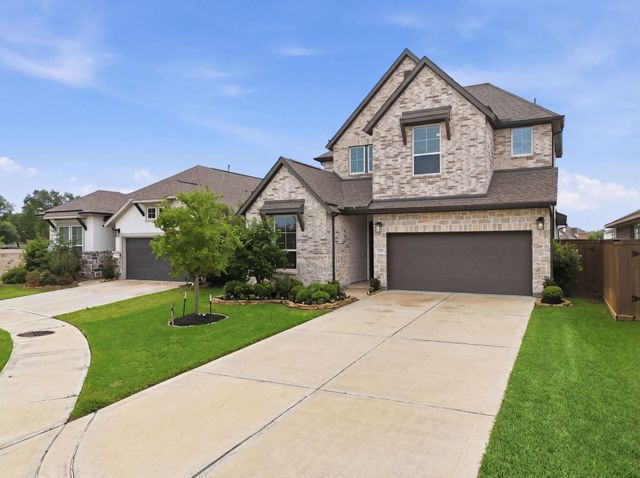 26307 Camden Canyon Ave — Wheatfall