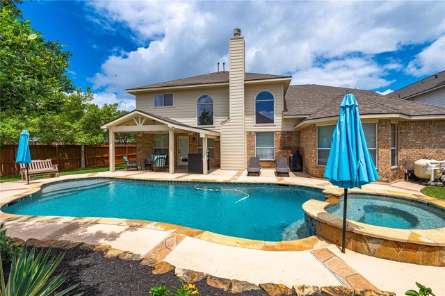 2515 Bennington Ct — Brittany Lakes