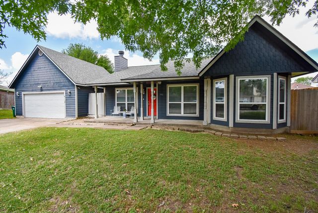 5911 Butterfly Cir — Country Briar Sec 01
