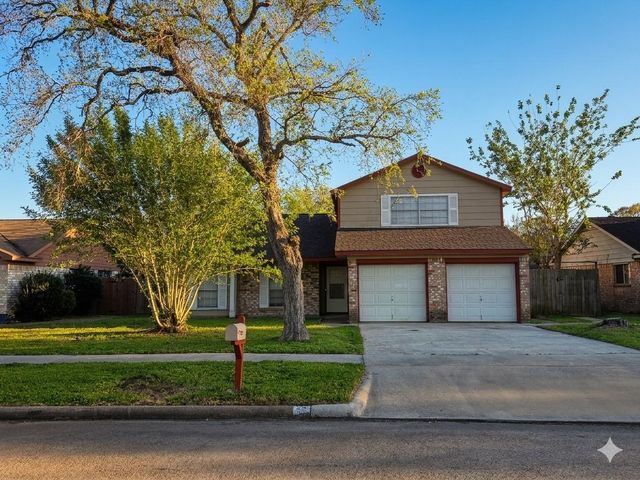 6911 McCULLUM RD — Briargate