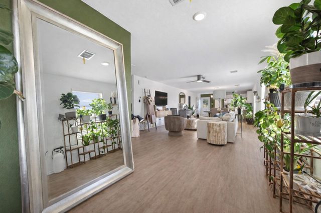 2450 Ridge Oak Dr — Ladera Trails