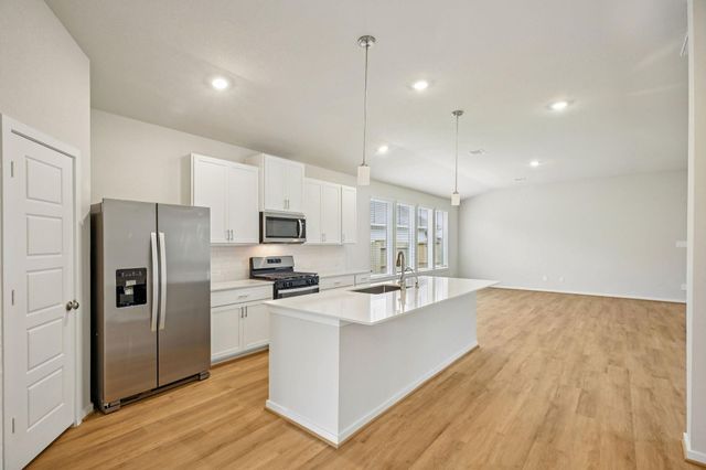 5921 Mockingbird Lodge Ln — Massey Oaks Village
