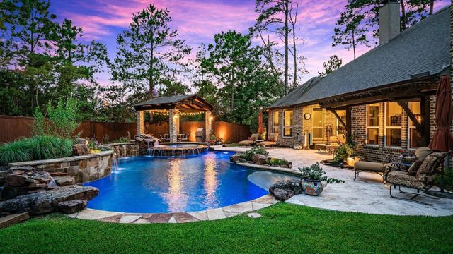 95 S Shimmering Aspen Cir — The Woodlands Creekside Park 19