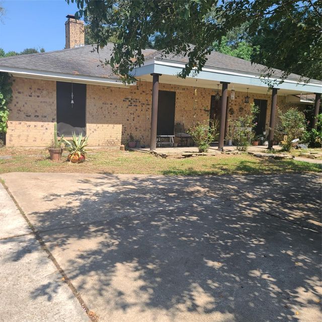 2891 Avenue M Extended — Smith J G