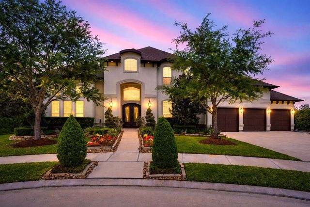 9407 Pershing Ct — Sienna