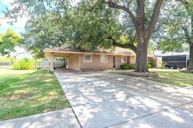 519 Sharon Dr — Lakeland Sec 01