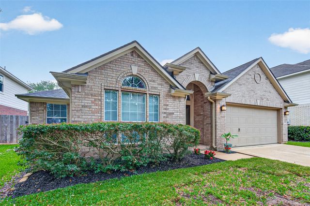 3930 Chestnut Bnd — Sienna