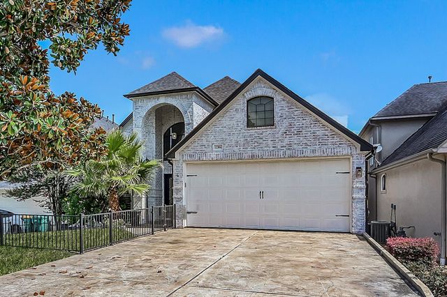 12394 Pebble View Dr — Pebble Glen On The Lake