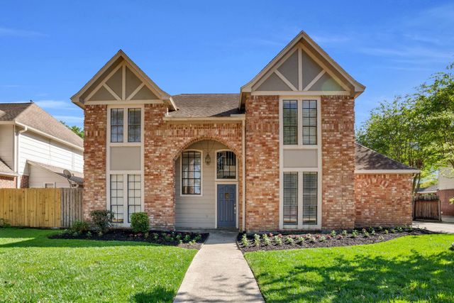 12411 Exbury Ct — Lakewood Forest