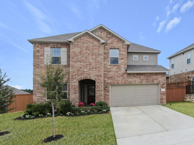 679 Red Elm Ln — WEDGEWOOD FOREST