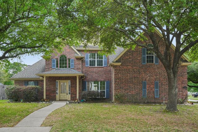 7803 Deerwood Lake Dr — Walden On Lake Houston Ph 03