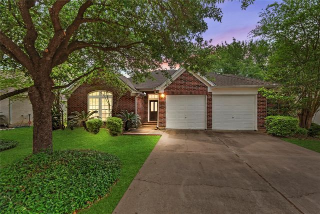 11619 Cedarvale Ln — Lakewood Grove