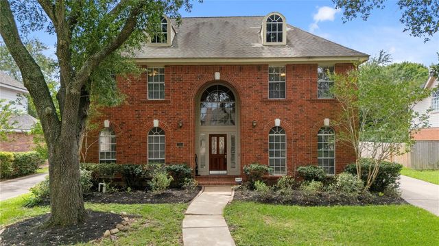 3214 Richland Dr — Lakes Of Edgewater