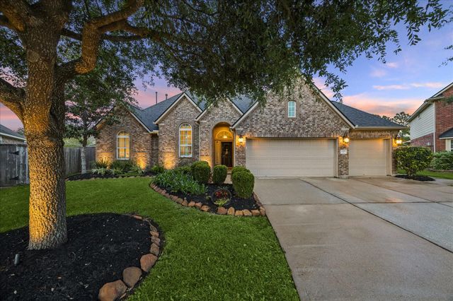 2200 Valley Blossum Ln — Magnolia Creek Sec 10 2008