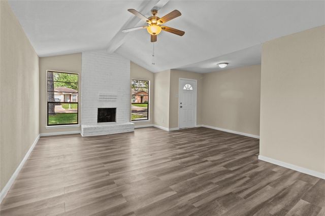 5026 Fitzwater Dr — Fairfax Sec 2