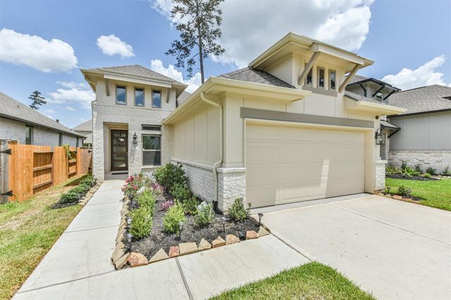 718 Santa Elena Trl — Grand Central Park