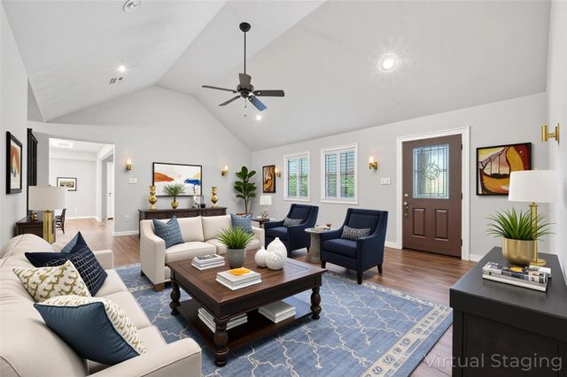 1007 W Cedar River Rd — Lake Conroe Forest