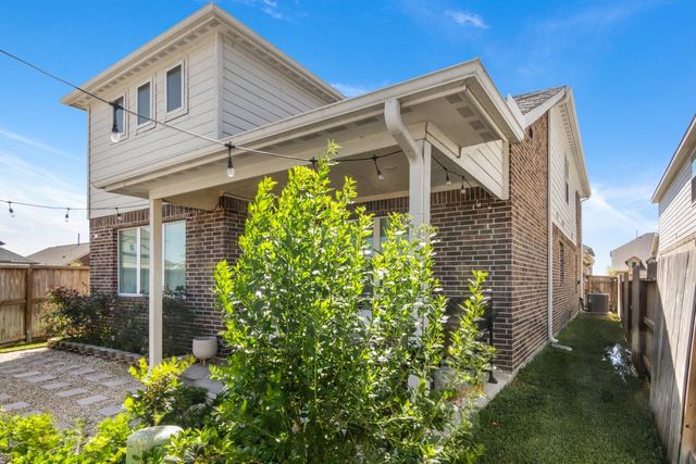 761 Lake Lacosta Dr — Sunterra Sec 7