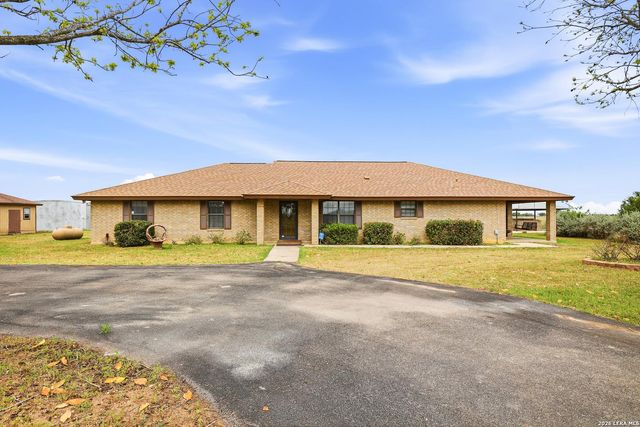 13915 Dusty Fields — Scucisd/Judson Rural Developme
