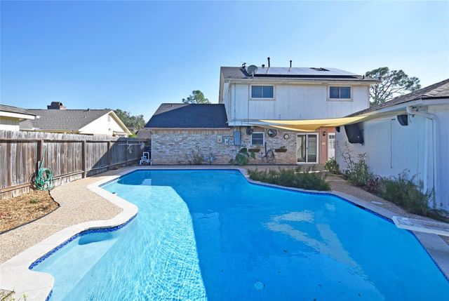 2730 Colony Dr — Colony Bend