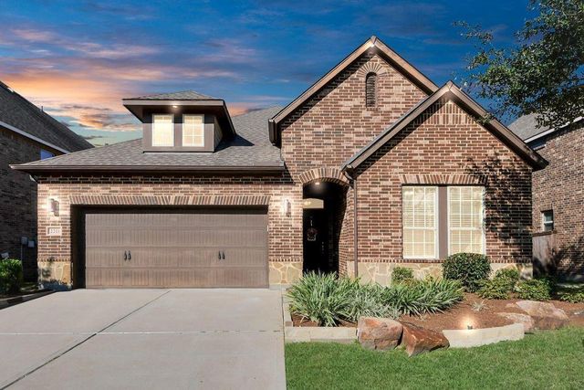2211 Tonkawa Trail — Cane Island