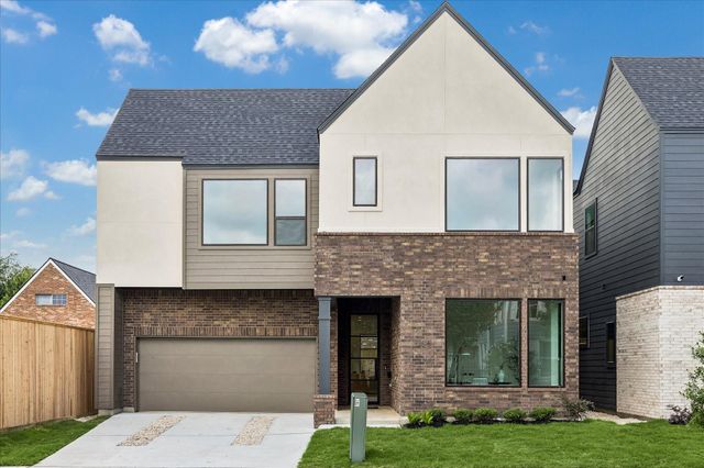 335 Harvard St — Houston Heights