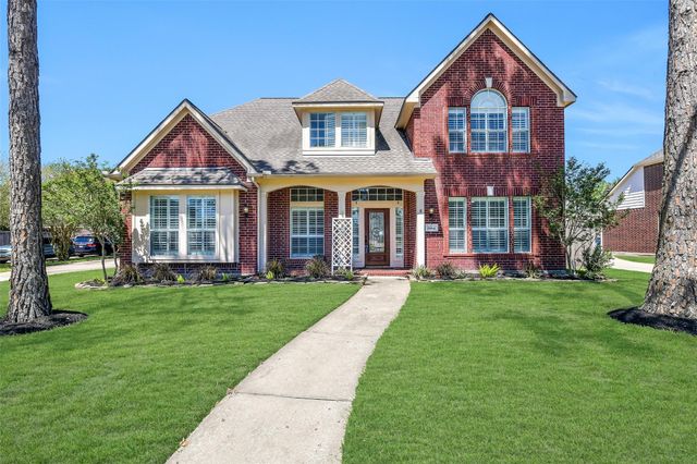 2864 Everett Dr — Windsor Estates Sec 1