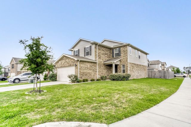 3331 Forest Chitto Dr — Spring Creek
