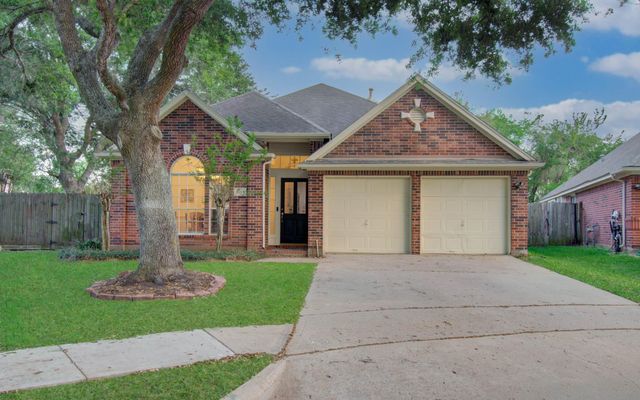 7211 Cambridge Cove Cir — Colony Lakes