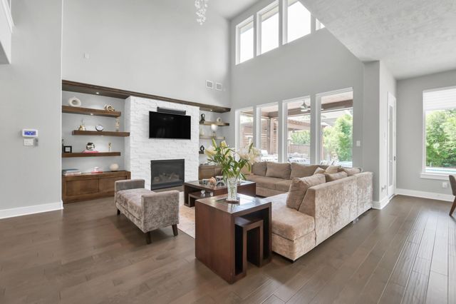 26 Mayapple Blossom Pl — Woodlands Creekside Park West