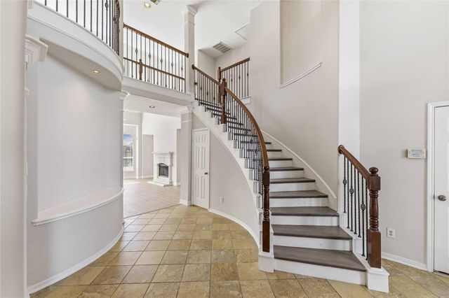 6010 Boyden Knoll Dr — Westheimer Lakes North