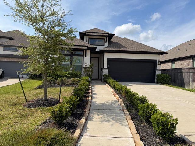 8711 Fox Trail Dr — Sienna Plantation Sec 28