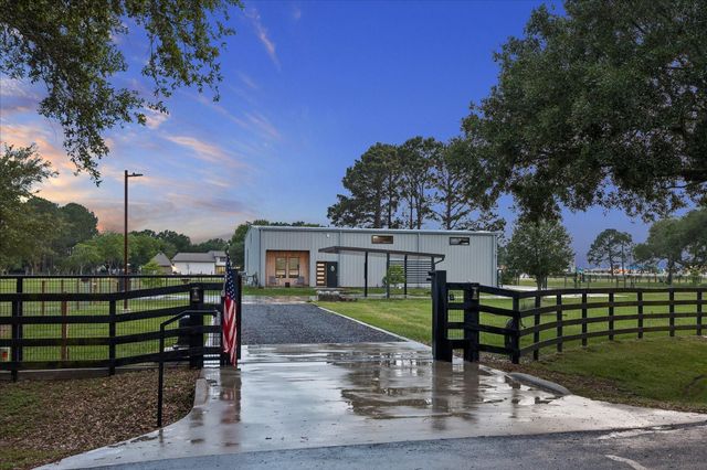 38 E Kitty Hawk St — Covey Trails