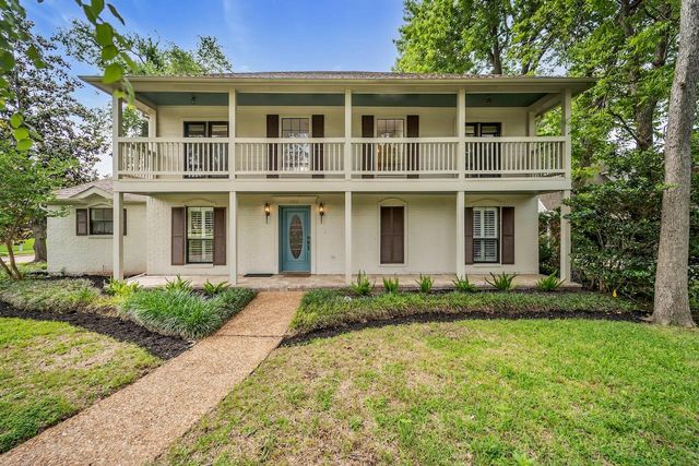 1910 Wildwood Ln — Pecan Grove Plantation Sec 2