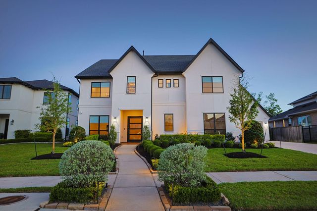 10338 Fountain Shore Dr — Sienna